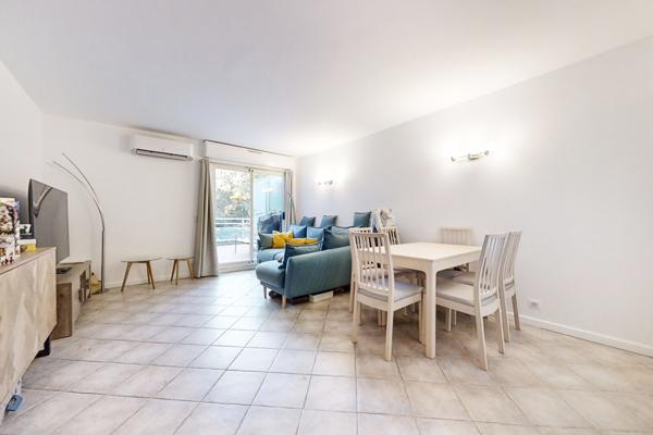 T2 54 m² – Terrasse de 34 m² - Parking - Piscine - Calme absolu sans vis-à-vis 