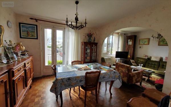 Maison individuelle à vendre à Carhaix-Plouguer dans le Finistère (29270), ref : 29066-368251