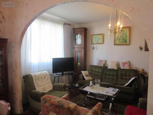 Maison individuelle à vendre à Carhaix-Plouguer dans le Finistère (29270), ref : 29066-368251