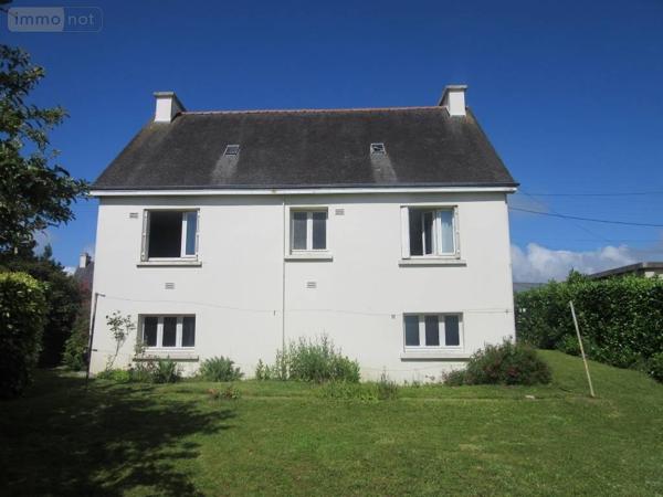 Maison individuelle à vendre à Carhaix-Plouguer dans le Finistère (29270), ref : 29066-368251