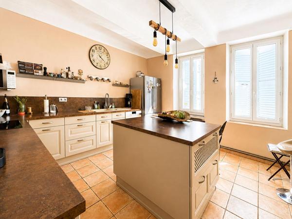 Appartement de caractère de 174 m2 avec terrasse de 55 m2 - Centre-ville Hyères