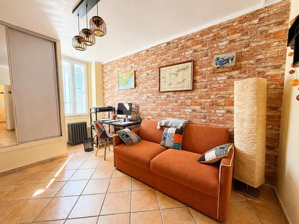 Appartement de caractère de 174 m2 avec terrasse de 55 m2 - Centre-ville Hyères