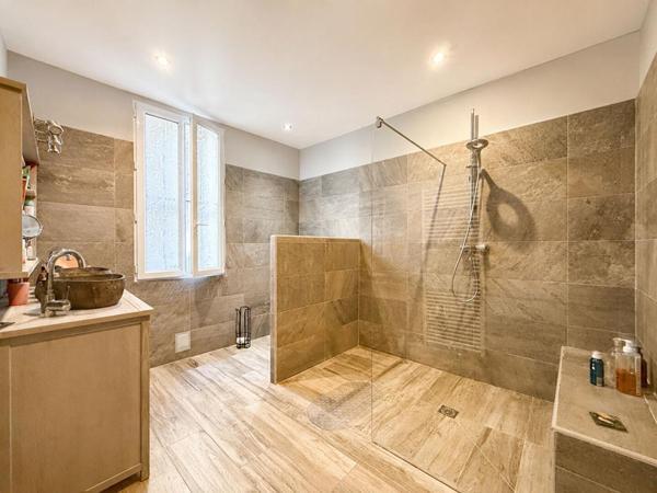 Appartement de caractère de 174 m2 avec terrasse de 55 m2 - Centre-ville Hyères