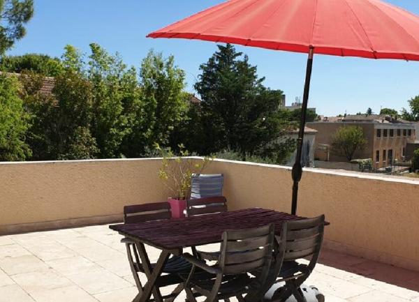 Maison à vendre    8 pièces • 345 m2 Le Pontet