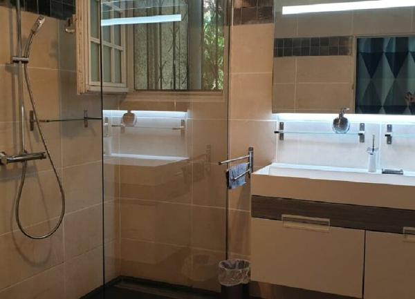 Maison à vendre    8 pièces • 345 m2 Le Pontet