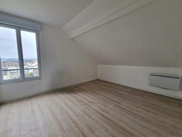 Jolie maison de 100m² sur un sous-sol total, avec jardin à LIMAY