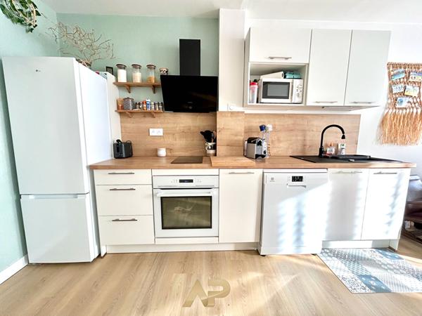 Centre-Ville - Duplex rénové - 2 chambres €299 000 ** - Référence MR645D