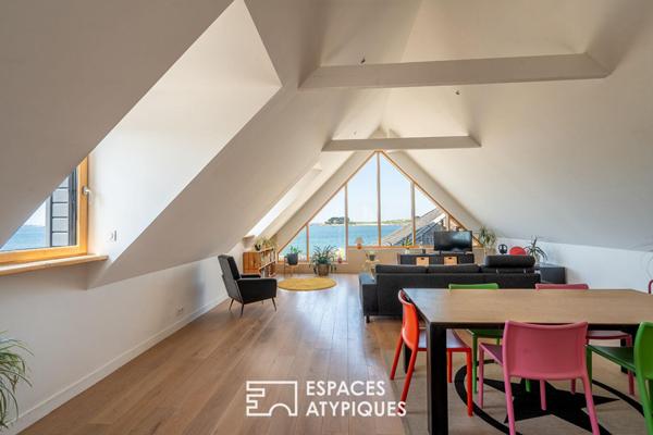 Face à la mer, une adresse singulière aux multiples possibilités