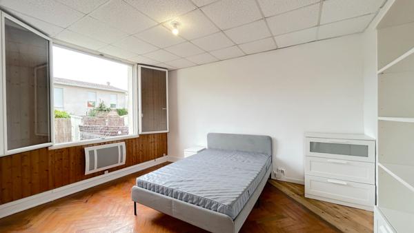 A LOUER APPARTEMENT T2 MEUBLE AVEC JARDIN - PESSAC CENTRE , Pessac
