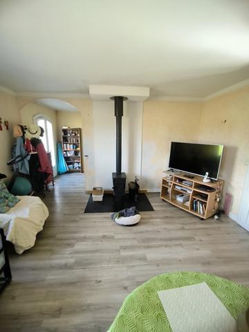 Grande maison avec terrasse 4 chambres  Belvèze-du-Razès (11240)