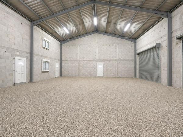 Bâtiment artisanal à fort potentiel – Zone artisanale