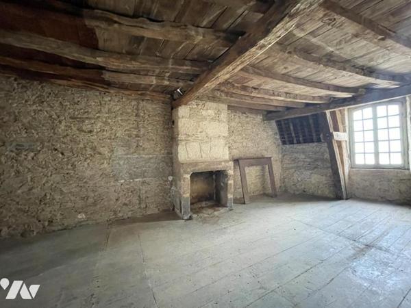 DINAN Centre - Immeuble de rapport à rénover en partie 