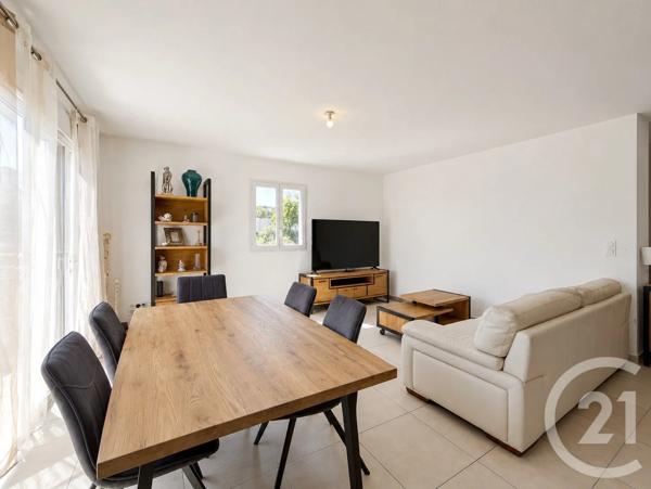 Appartement T3 à vendre  3 pièces - 69,29 m 2   CALVI  - 202