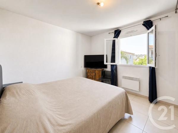 Appartement T3 à vendre  3 pièces - 69,29 m 2   CALVI  - 202
