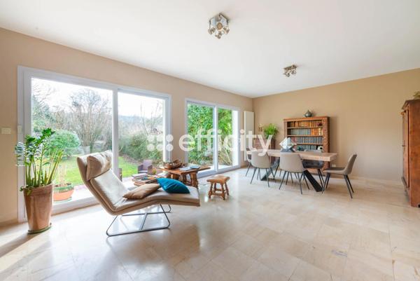 Maison 6 pièces - 173 m² Exclusivité efficity