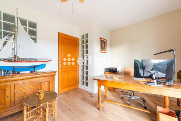 Maison 6 pièces - 173 m² Exclusivité efficity