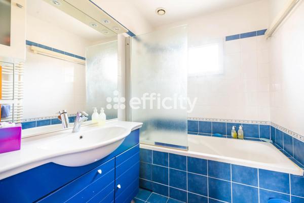 Maison 6 pièces - 173 m² Exclusivité efficity