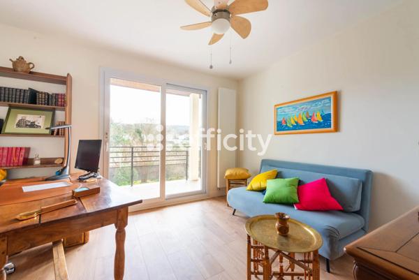 Maison 6 pièces - 173 m² Exclusivité efficity