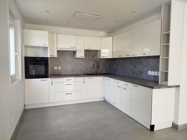 Maison plain pied 3 chambres et bureau
