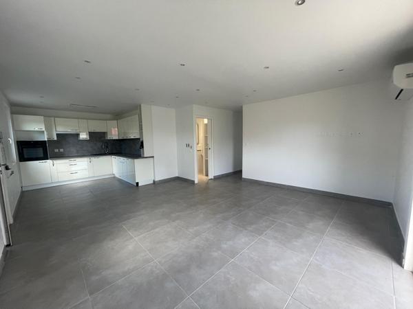 Maison plain pied 3 chambres et bureau