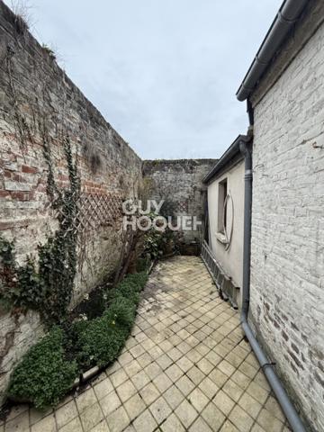 HENRIVILLE - MAISON D'ENVIRON 95M² AVEC JARDINET