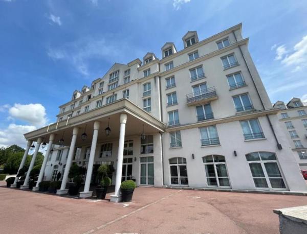 INVESTISSEMENT LOCATIF  ROISSY EN FRANCE  Résidence Affaires City Résidence Paris CDG Airport  6,77 % de rentabilité