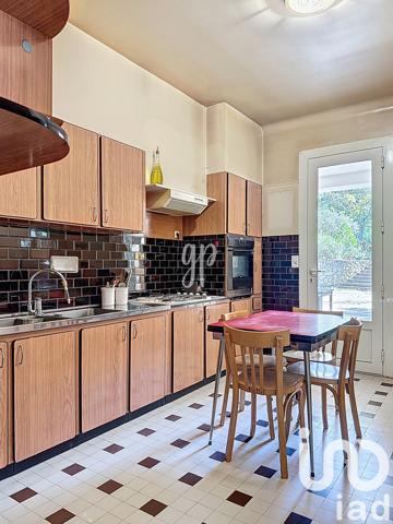 Maison à vendre 8 pièces 204 m² Cavaillon