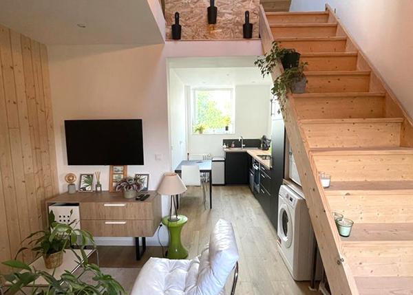 Tourcoing Blanche Porte, Maison bourgeoise semi individuelle de 150 m² avec 5 chambres, 4 salles de bains, 4 WC, un appartement de type 3 indépendant équipé cadastrée sur près de 400 m² de terrain Tourcoing