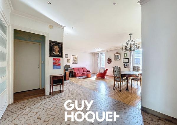 Bien mixte avec rentabilité immédiate et fort potentiel d'aménagement - 71960 La Roche Vineuse