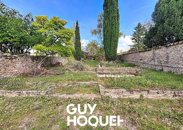 Bien mixte avec rentabilité immédiate et fort potentiel d'aménagement - 71960 La Roche Vineuse