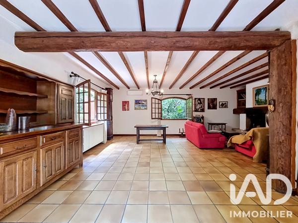 Maison à vendre 6 pièces 180 m² Nîmes