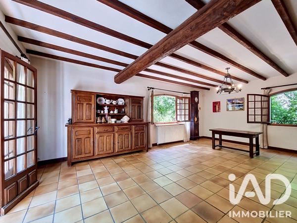 Maison à vendre 6 pièces 180 m² Nîmes