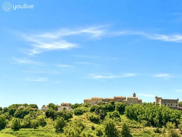 À DÉCOUVRIR – Superbe appartement T3 avec terrasse et vue dégagée sur le Fort d’Aléria
