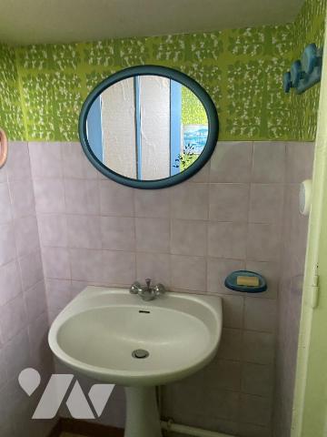 Proche commerces et écoles, 