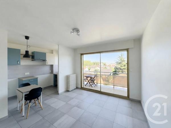 Appartement F1 à vendre  1 pièce - 25 m 2   ST MAUR DES FOSSES  - 94