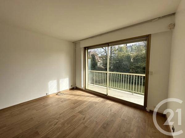 Appartement F1 à vendre  1 pièce - 25 m 2   ST MAUR DES FOSSES  - 94