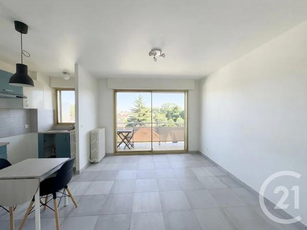 Appartement F1 à vendre  1 pièce - 25 m 2   ST MAUR DES FOSSES  - 94