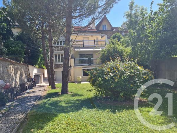 Immeuble à vendre  580 m 2   LIVRY GARGAN  - 93