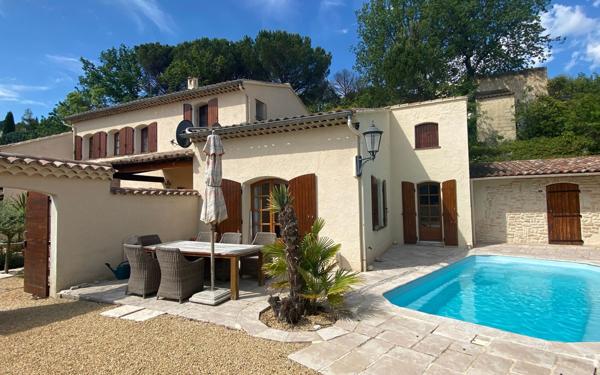 Maison à vendre    4 pièces • 243 m2 Vaison-la-Romaine