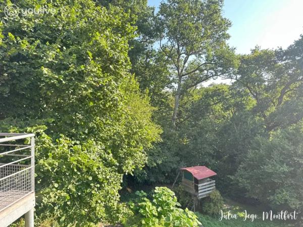 Rare à la vente – Propriété contemporaine avec accès direct au Cens