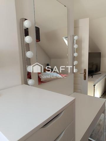 Concarneau  Appartement T4 duplex avec terrasse et cour, en plein centre de Concarneau hyper centre-ville