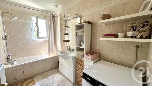 Maison à vendre  6 pièces - 107,30 m 2   ST OUEN L AUMONE  - 95
