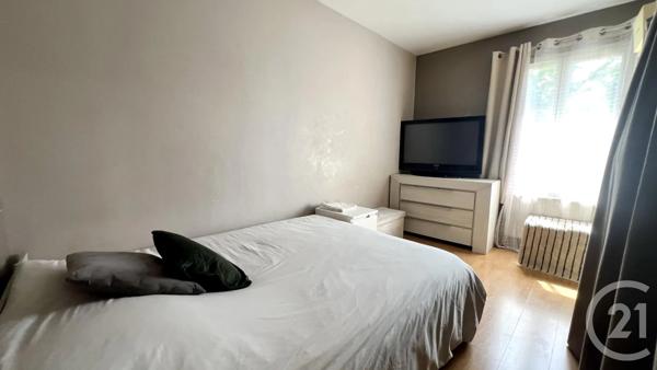 Maison à vendre  6 pièces - 107,30 m 2   ST OUEN L AUMONE  - 95
