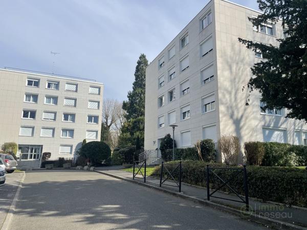 Appartement à L'ISLE ADAM (95290)