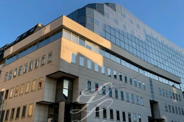 Location - BUREAUX 151 m 2