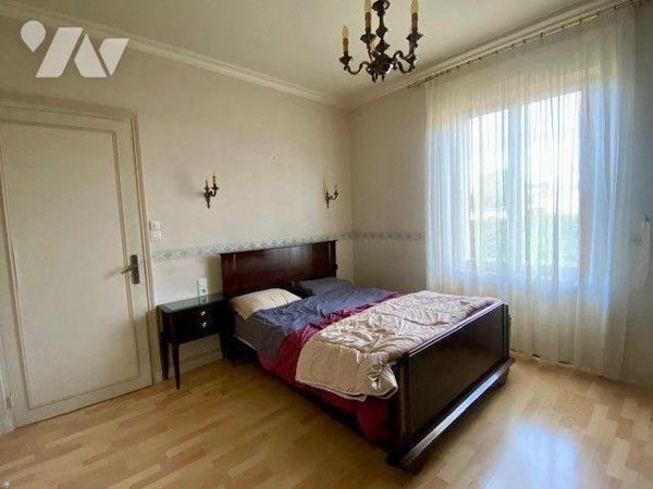 Maison à vendre à Châteaubriant (44)

Charmante maison présentée dans un état remarquable, si...