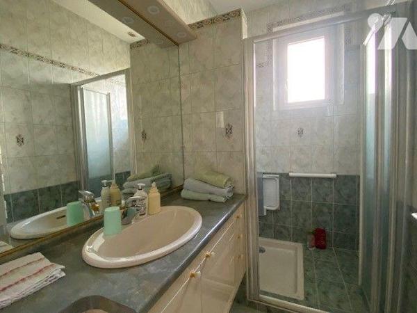 Maison à vendre à Châteaubriant (44)

Charmante maison présentée dans un état remarquable, si...