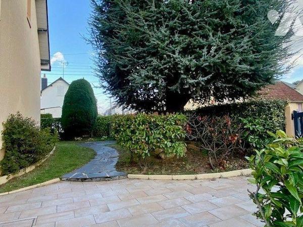 Maison à vendre à Châteaubriant (44)

Charmante maison présentée dans un état remarquable, si...