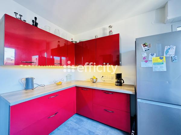 Appartement 3 pièces - 101 m² Exclusivité efficity
