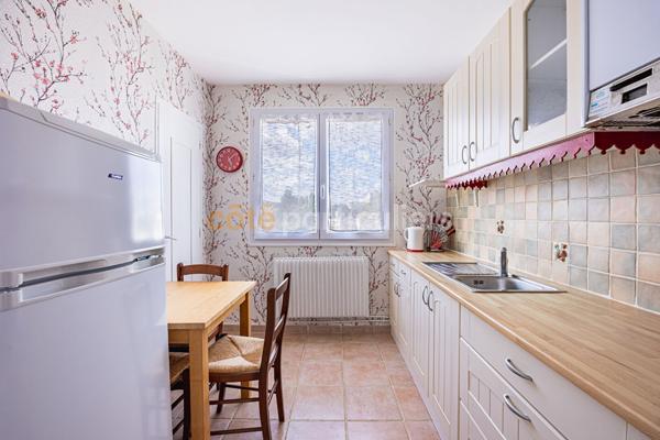 Vente
                Appartement60 m² - 3 Pièces -
                    NANTES (44300)